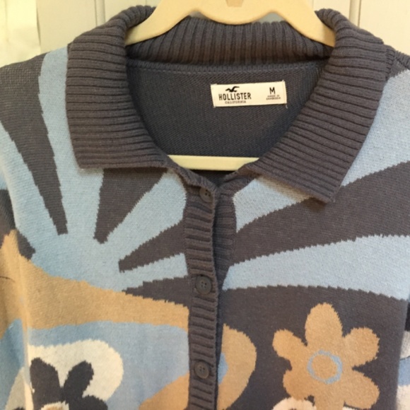 Hollister Blue and Tan Patterned Cardigan - Picture 6 of 15
